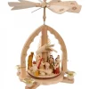 Pyramide A 4 Bougies En Bois Pour Un Noël Traditionnel